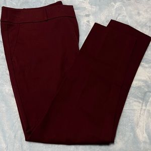 Maroon colored dress pants ❤️